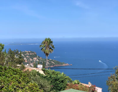 CANNES/THEOULES SUR MER, VILLA «BLANCHE»