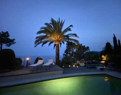 THEOULE SUR MER/CANNES, VILLA «L´ESCARPIERE»